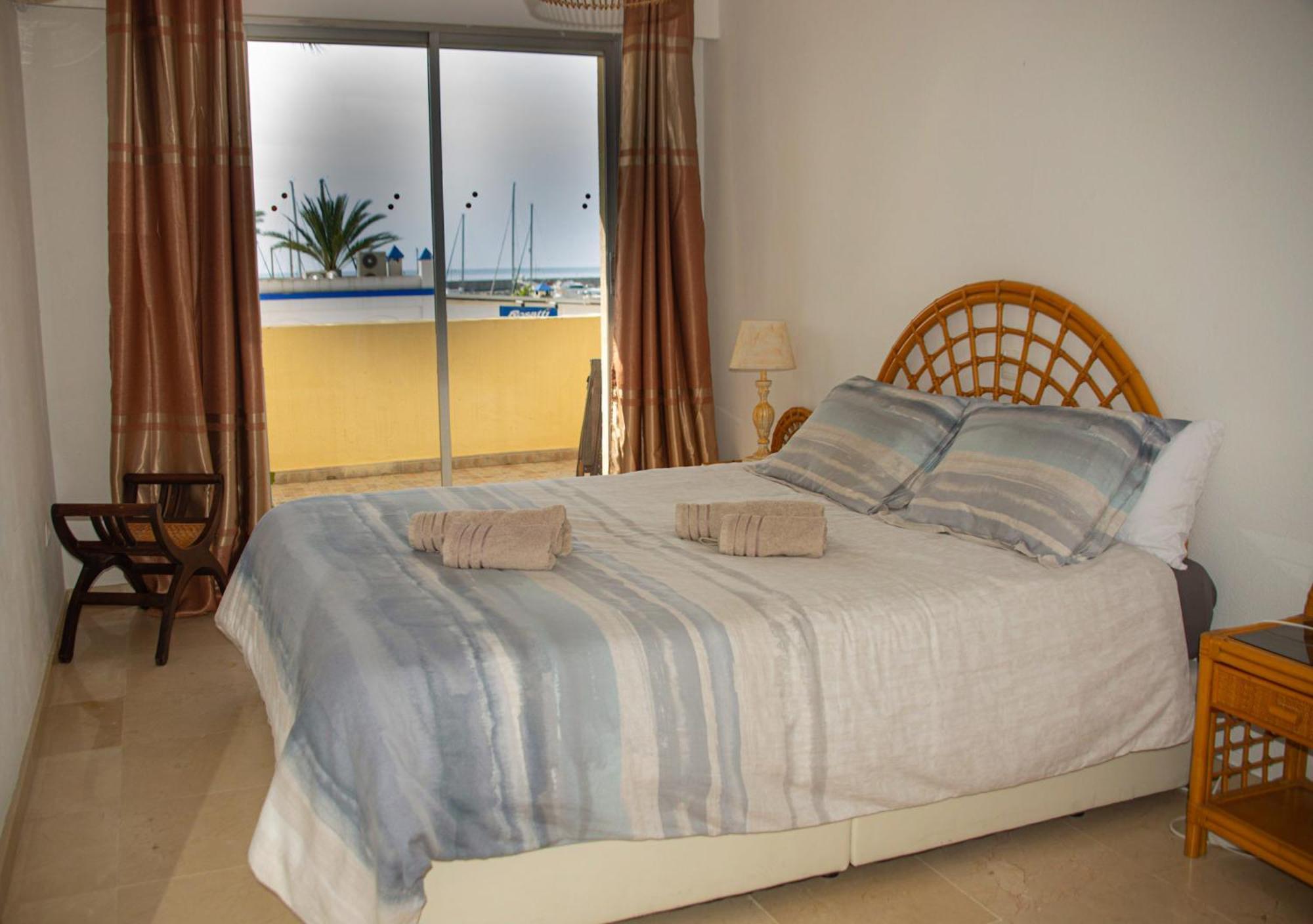 Appartement Palmeras Puerto Paraiso Estepona Exterior photo